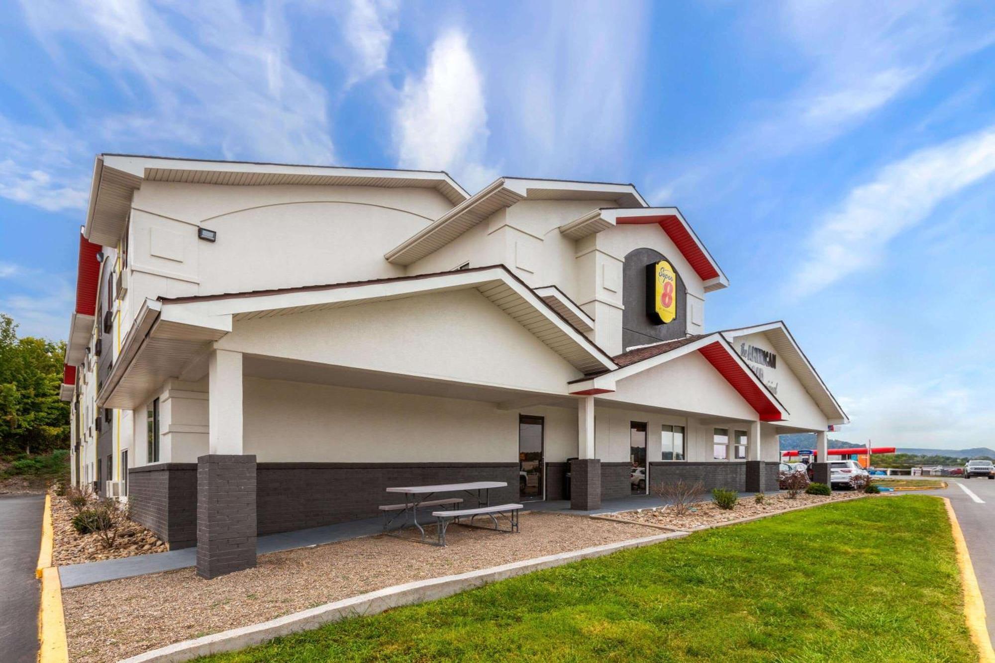 Super 8 By Wyndham Summersville - New River National Park מראה חיצוני תמונה
