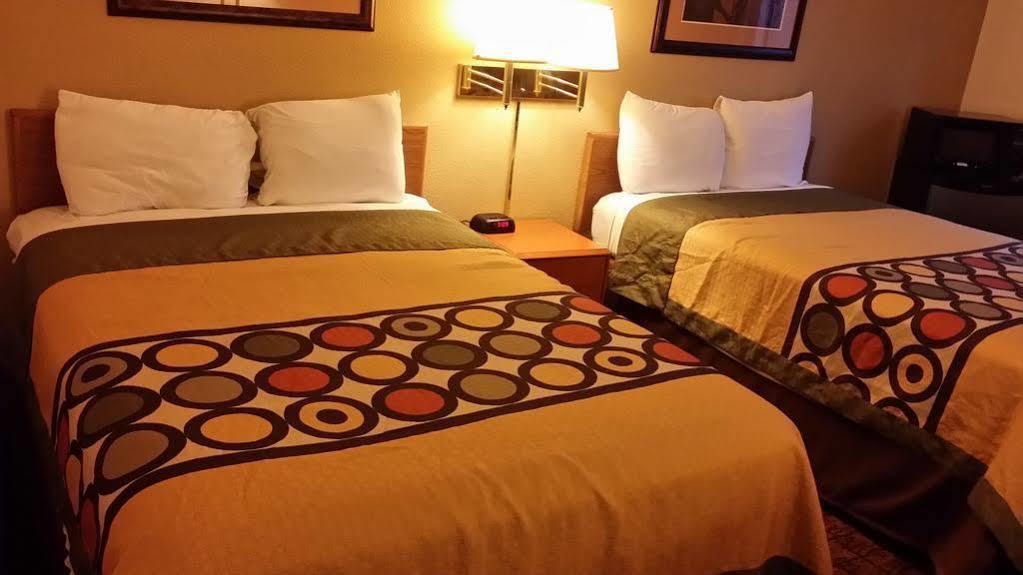 Super 8 By Wyndham Summersville - New River National Park מראה חיצוני תמונה